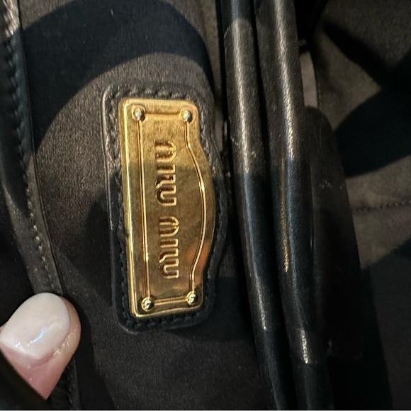 Miu Miu gold and silver studded shoulder bag - Picture 5 of 9